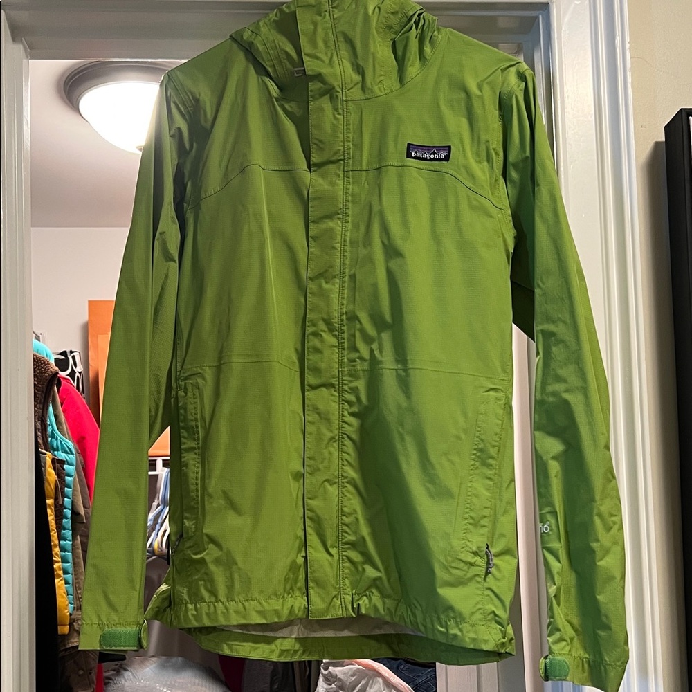 Patagonia Vibrant Lime Windbreaker